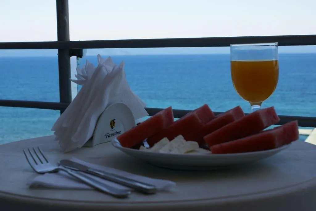Faustina Hotel & Spa Κουσάντασι 4*,