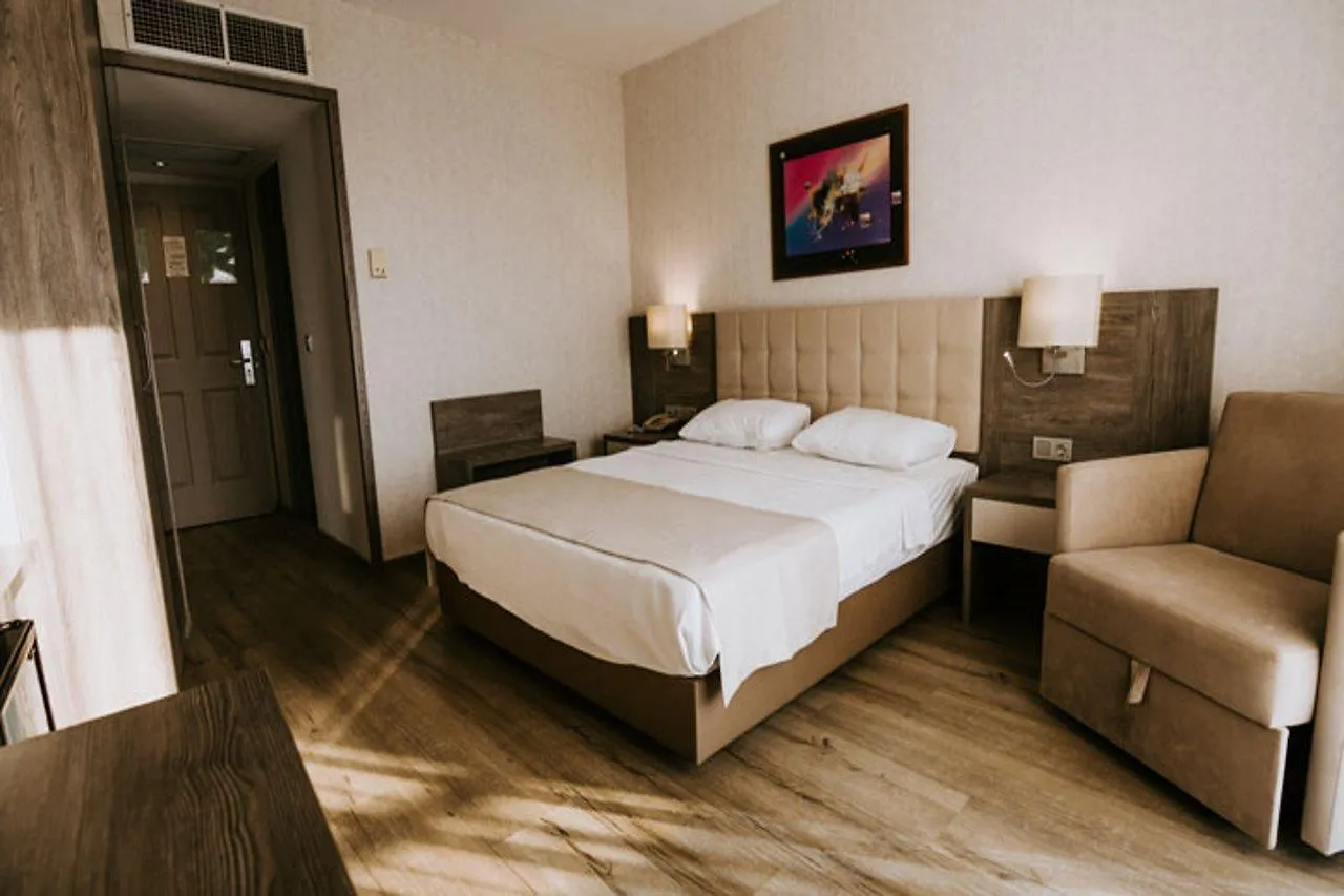 Faustina Hotel & Spa Kusadasi