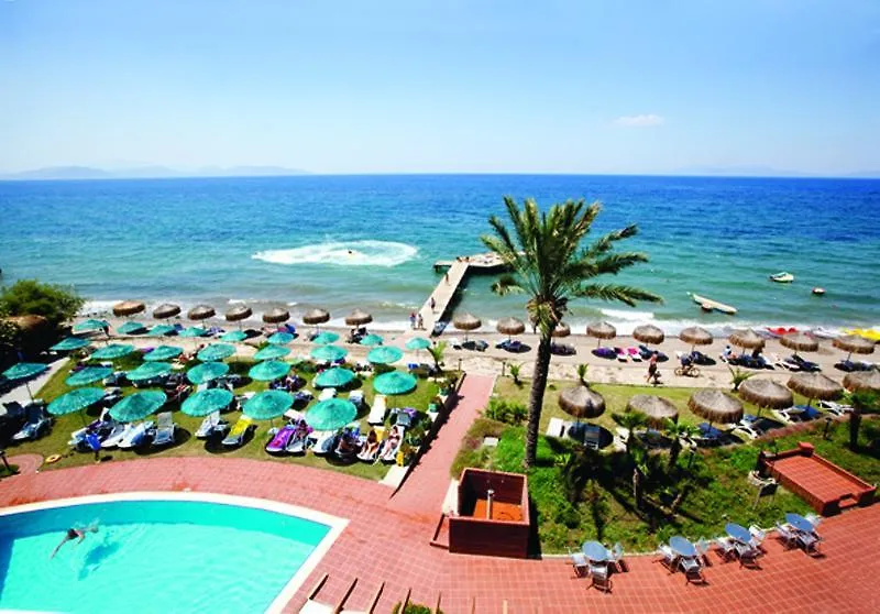 Faustina Hotel & Spa Kusadasi 4*,